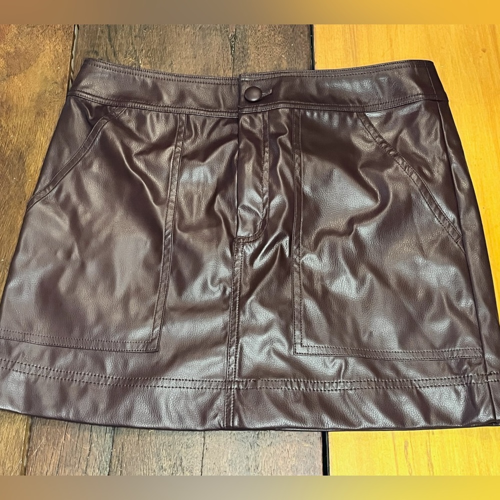 Marie Oliver Braden Vegan Leather Mini Skirt in Size 2